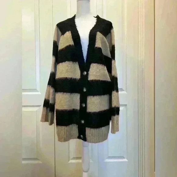 Roaman’s 2X (26/28) cardigan sweater strips black/ tan fuzzy soft button knit - Picture 1 of 4